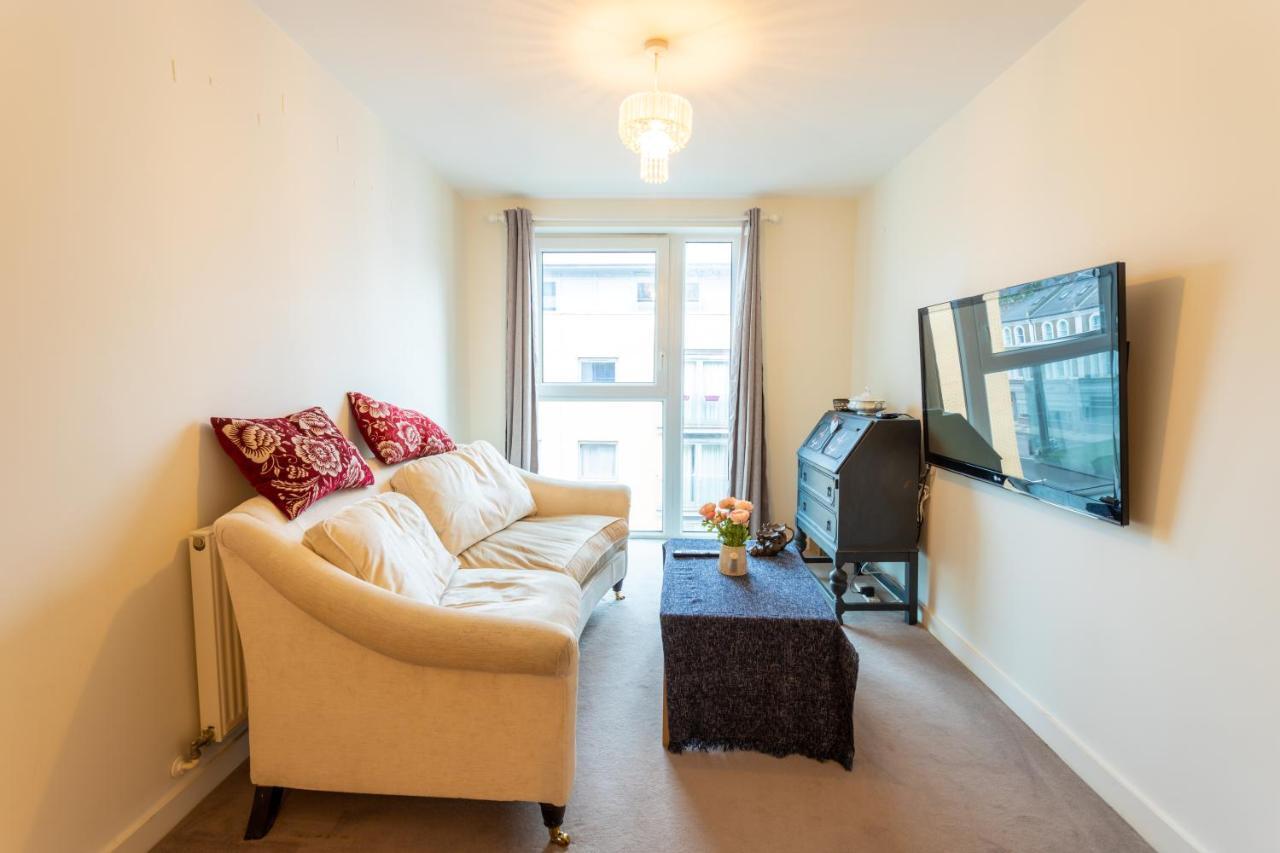 Amazing Modern 2 Bedroom Flat In Greenwich For 4 People London Eksteriør bilde